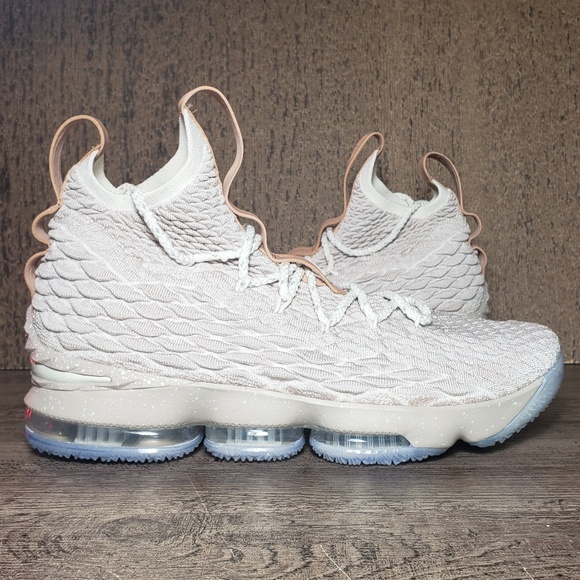 Nike LeBron 15 GHOST EDITION XV String NEW - Picture 4 of 8